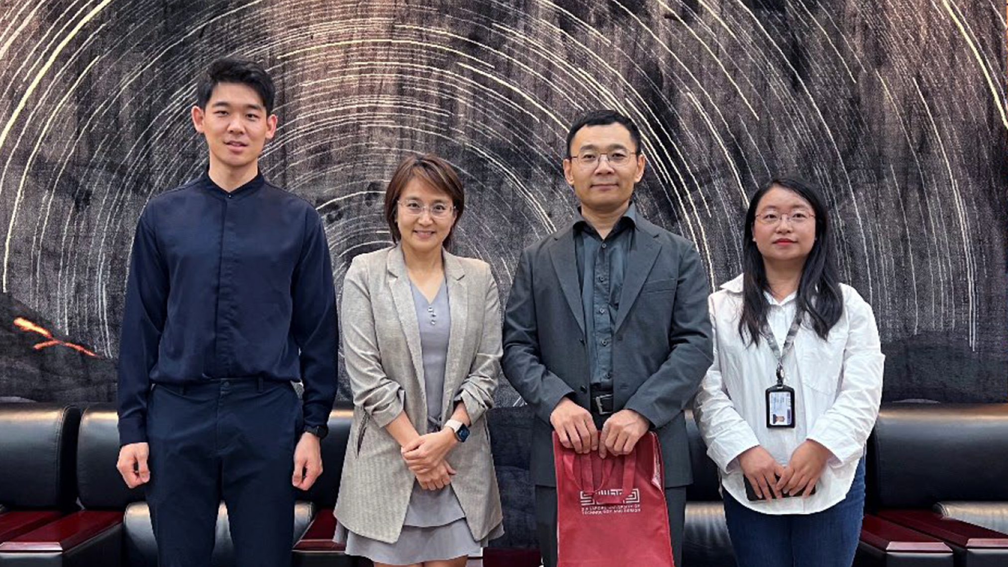 Professor Yow Wei Quin Visited Tsinghua University Academy of Arts amp Design and the Tsinghua Future Lab